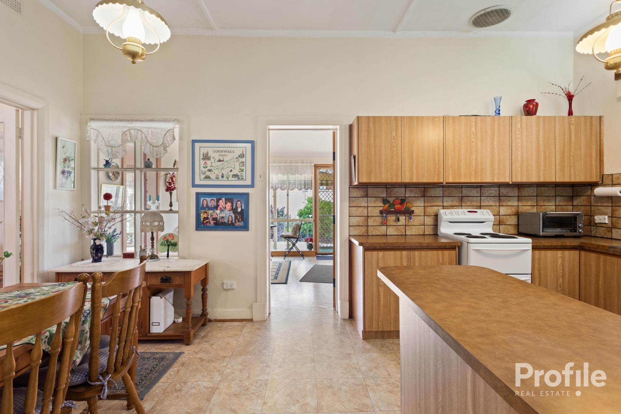 10 Coombe Road Allenby Gardens 5009