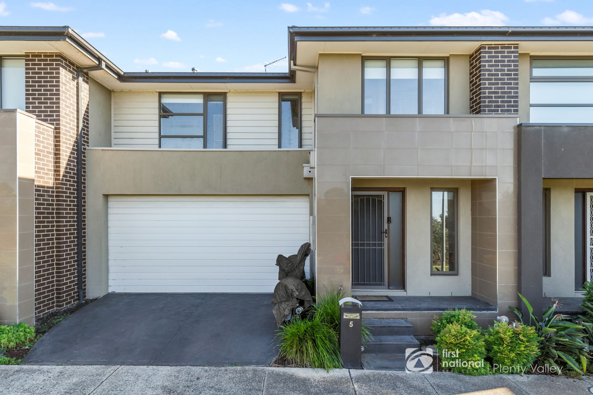 5 Cantona Parkway Mernda, 5 Cantona Parkway Mernda - Thumbnail 3