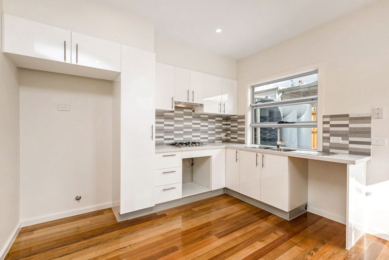 40A Dongola Road, West Footscray - Thumbnail 6