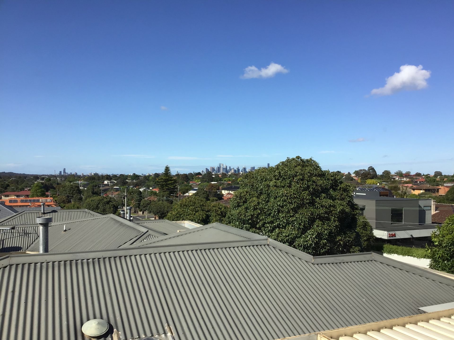 Two Levels, City Views With Entertainers Terrace