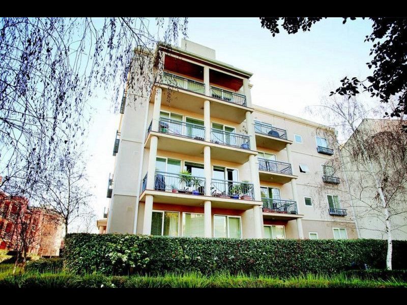 27/88 Wells Street, Southbank - Thumbnail 2