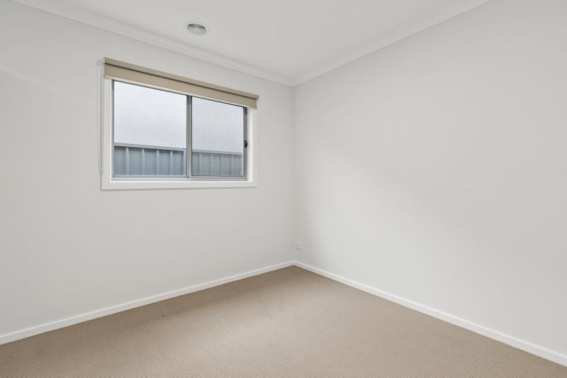 43 Bluebottle Parade, Rockbank