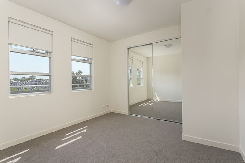201/286 Hawthorn Road, Caulfield - Thumbnail 4