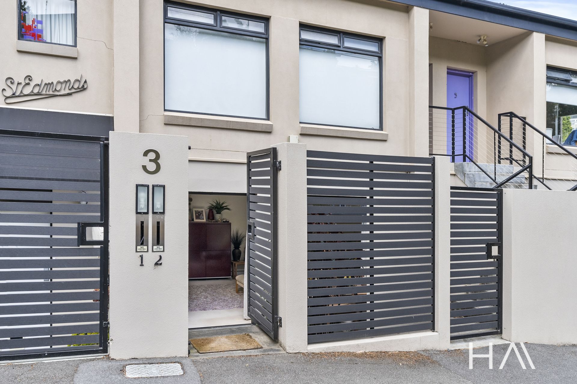 2/3 Norfolk Crescent Sandy Bay, Sandy Bay - Thumbnail 3
