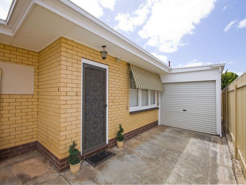 4/20 Dunbar Terrace Glenelg East 5045