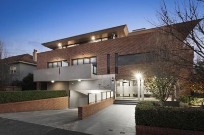 16/64 Riversdale Road, Hawthorn