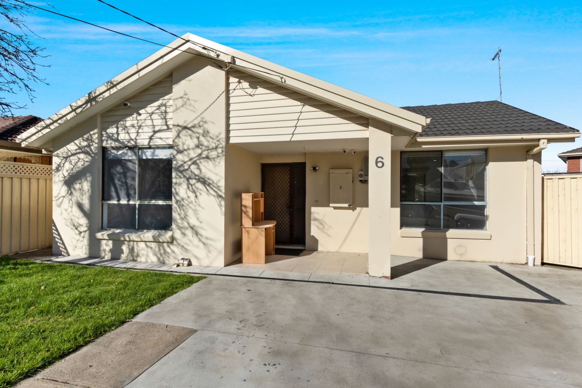 CONVENIENTLY LOCATED FOUR BEDROOM FAMILY HOME