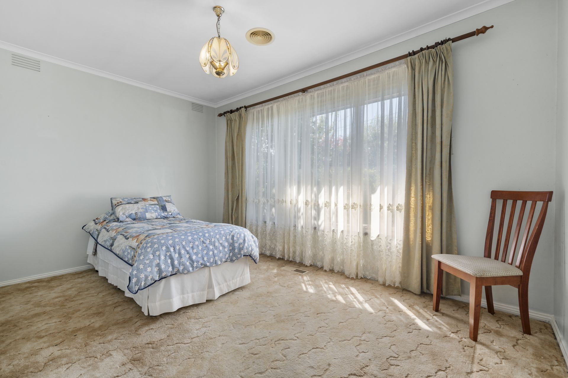 Real Estate For Sale 54 Bickley Avenue Thomastown , VIC