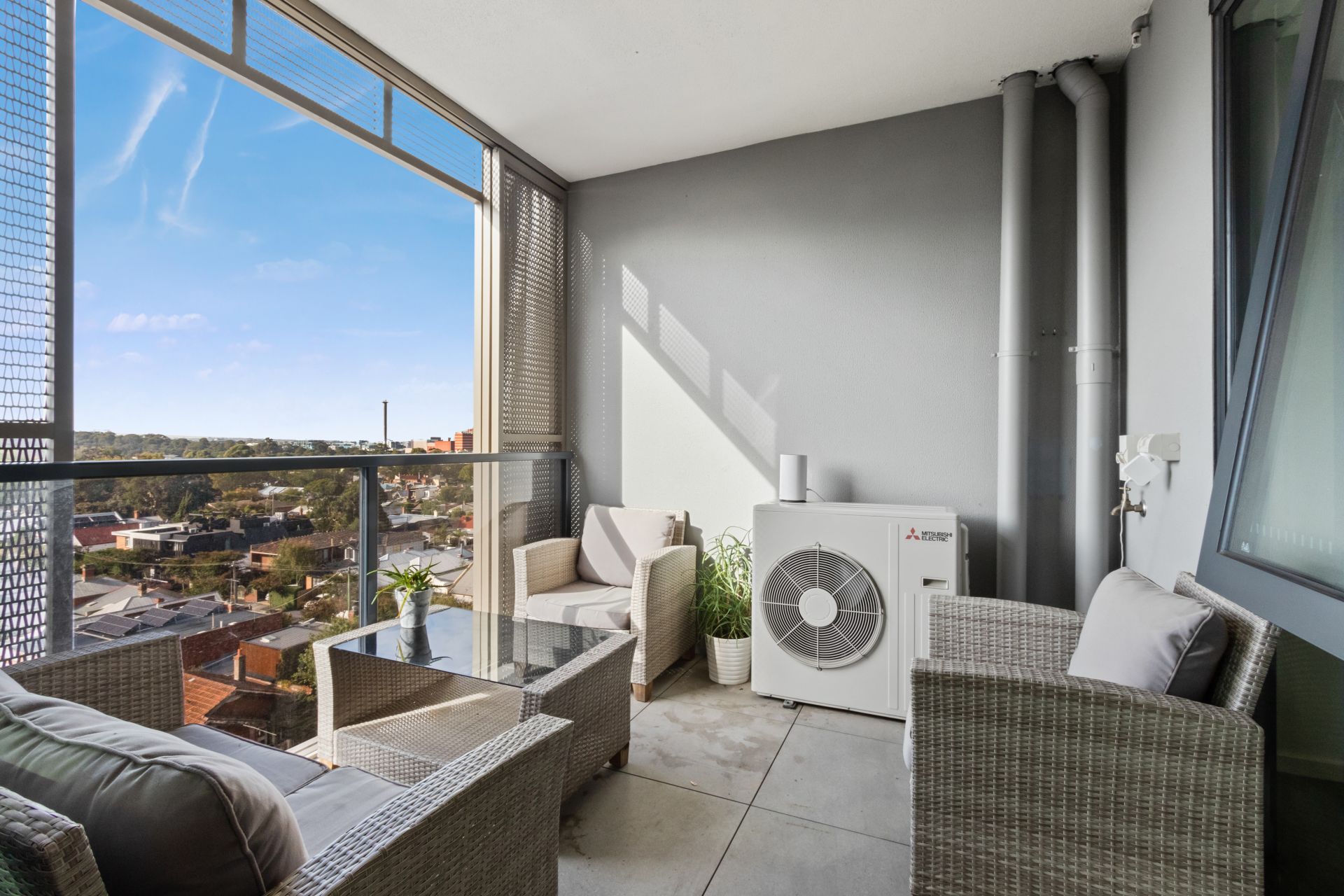 Inner-city boutique living