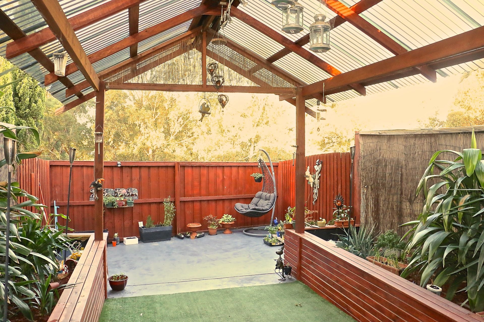 PRIME LOCATION MEETS SPACIOUS LIVING
