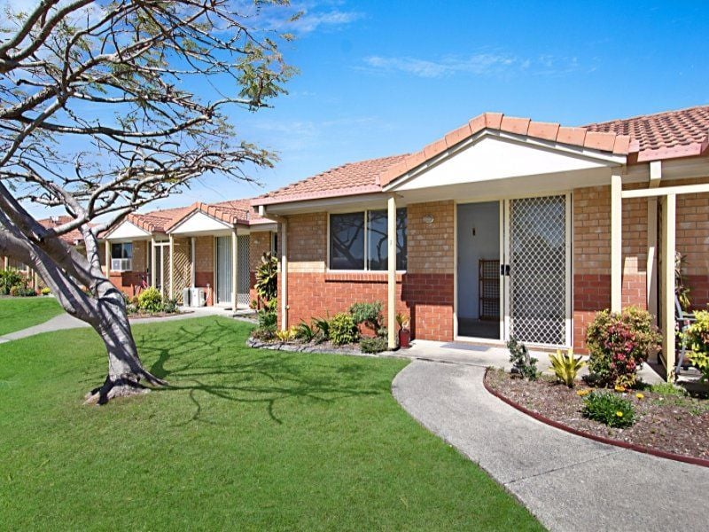 2/74 Greenway Drive 'Carey Cottages' BANORA POINT NSW, 'Carey Cottages' Banora Point - Thumbnail 2