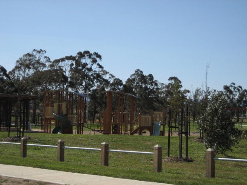 Modern Three Bedroom Metricon Home..