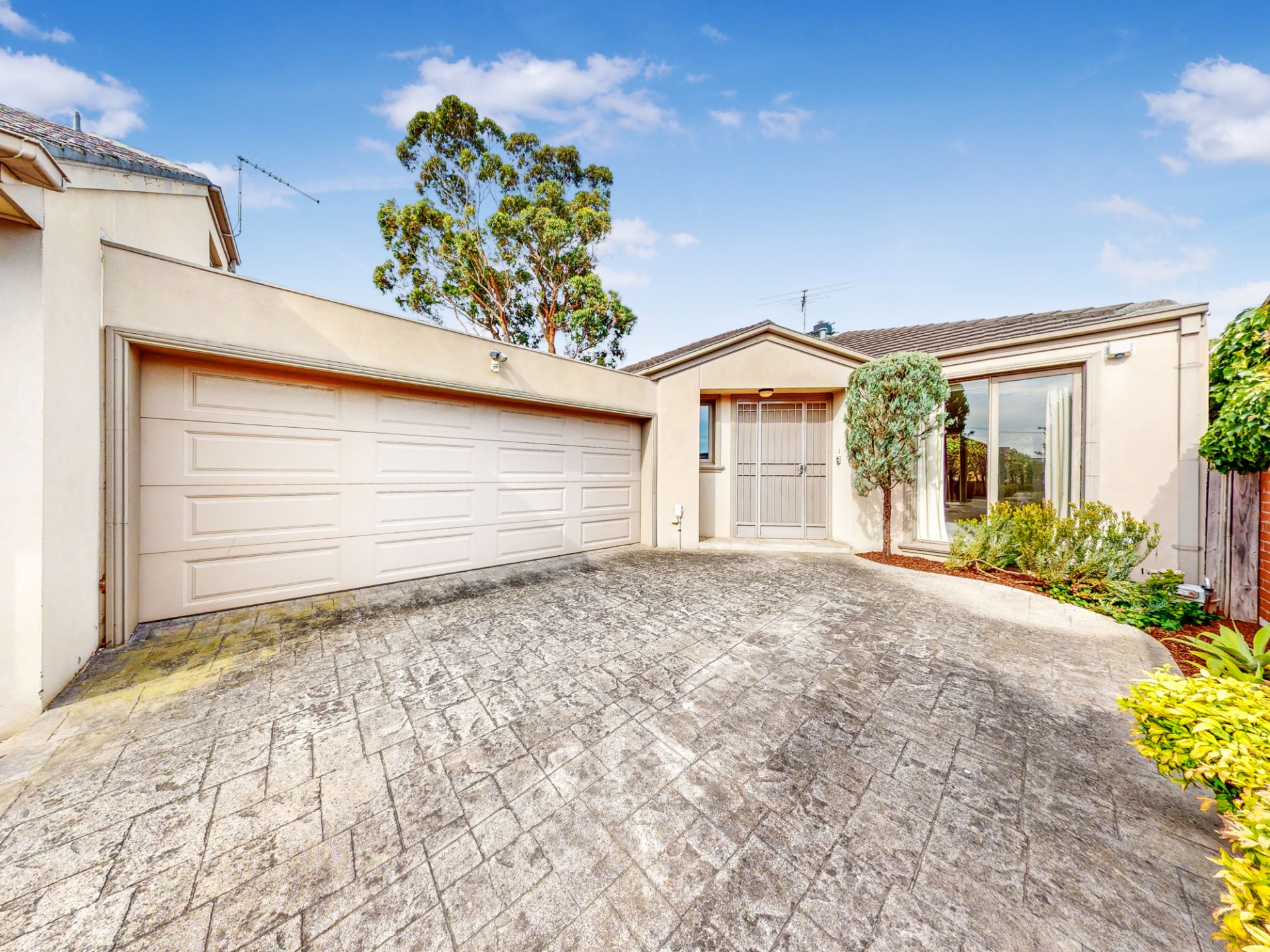 3/4 Tennyson Avenue, Caulfield North - Thumbnail 2