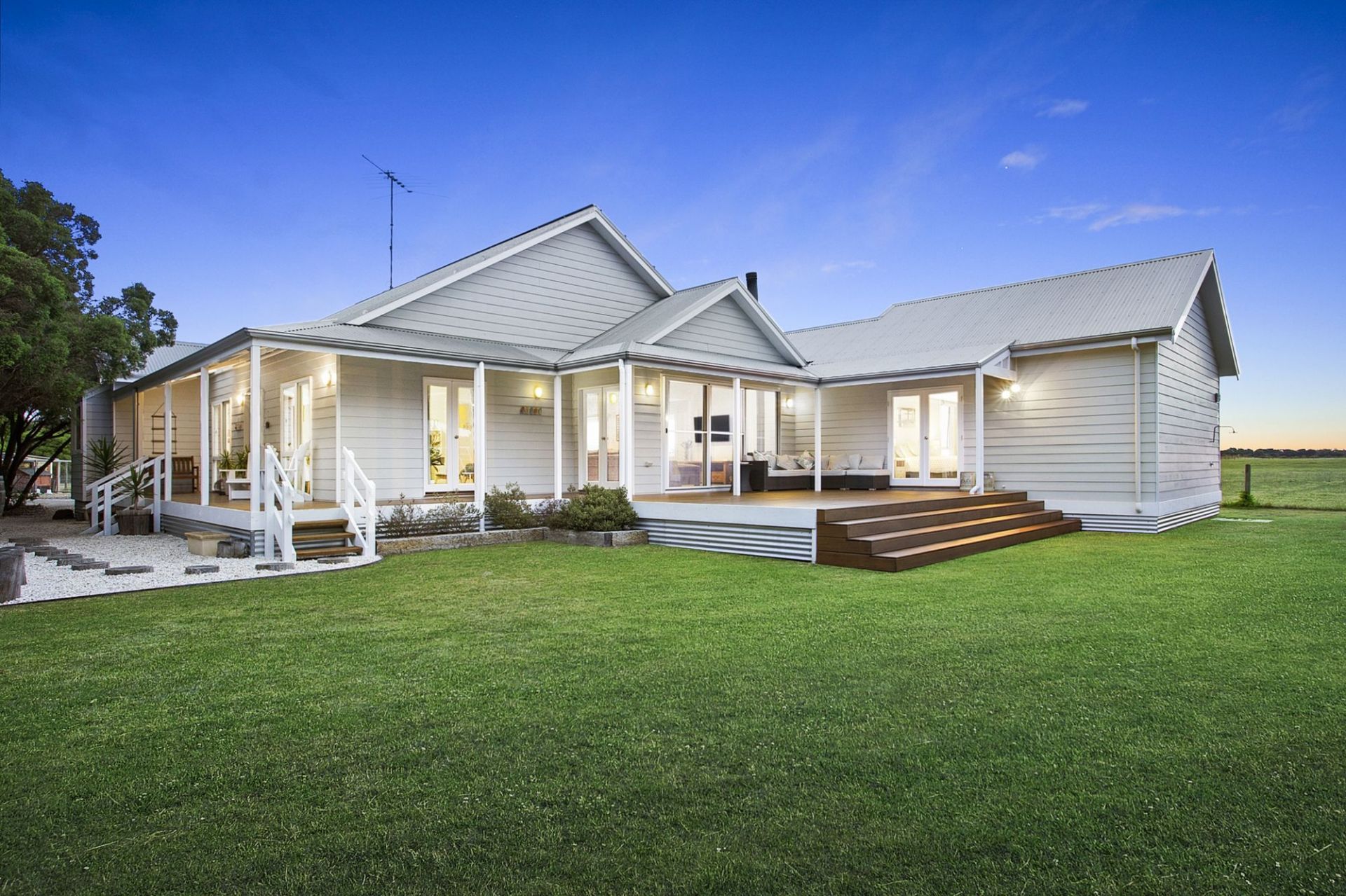 19-20 Warrenbeen Court Barwon Heads VIC, Barwon Heads - Thumbnail 2