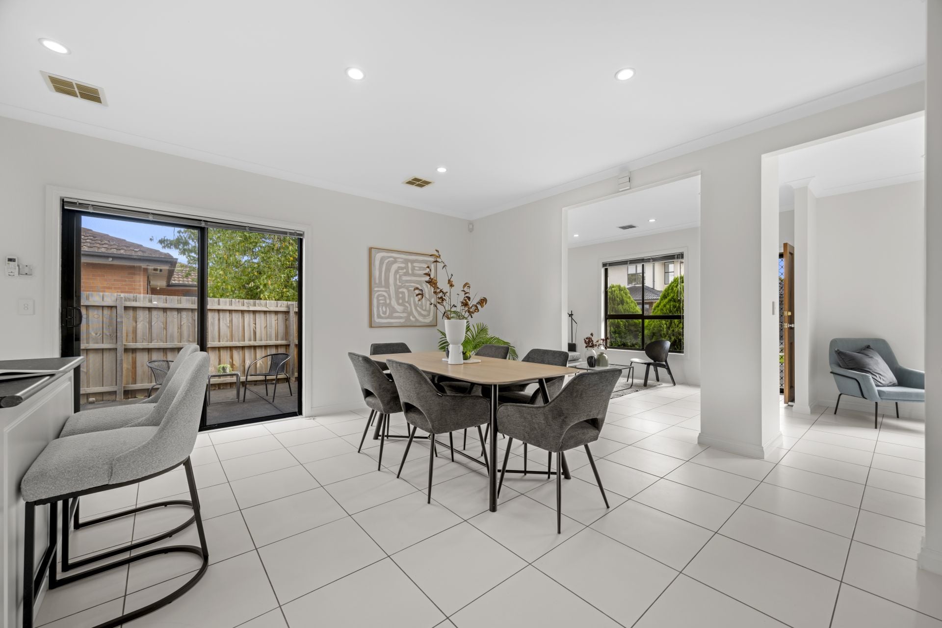A Stylish Abode In A Central Location