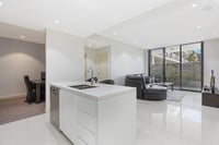 102/3 Nipper Street, Homebush