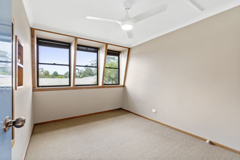 9 Karawatha Drive, Mountain Creek