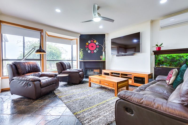 19 Banadell Avenue, Bacchus Marsh Sweeney Estate Agents