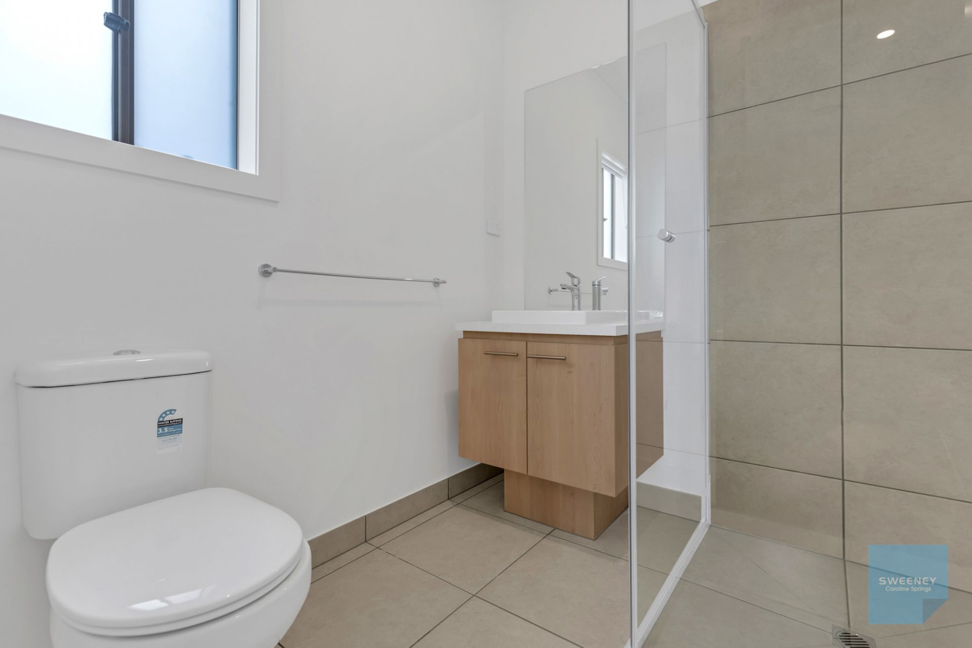 19 Corfu Street, Fraser Rise - Thumbnail 8