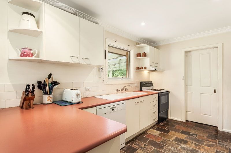42 Vanbrook Street, Forest Hill - Thumbnail 5