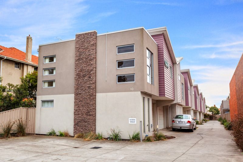 8/10 Rosamond Road, Footscray - Thumbnail 2