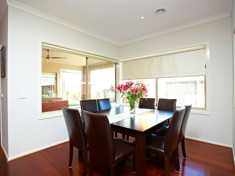 7 Woodruff Place, Caroline Springs - Thumbnail 4