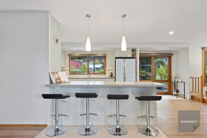 21 Acacia Avenue, Dales Creek - Thumbnail 6