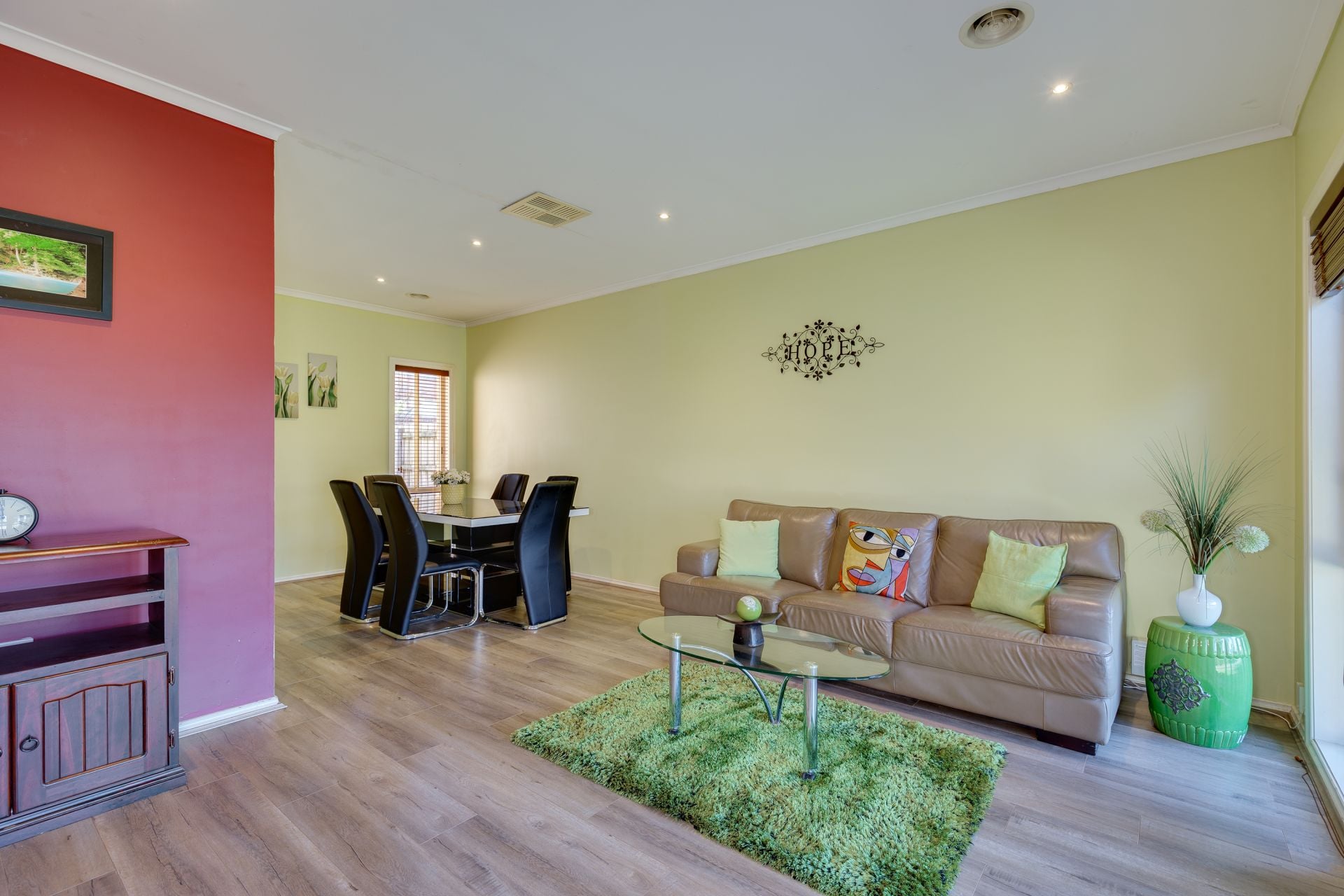 2 Hummingbird Place South Morang, South Morang - Thumbnail 4