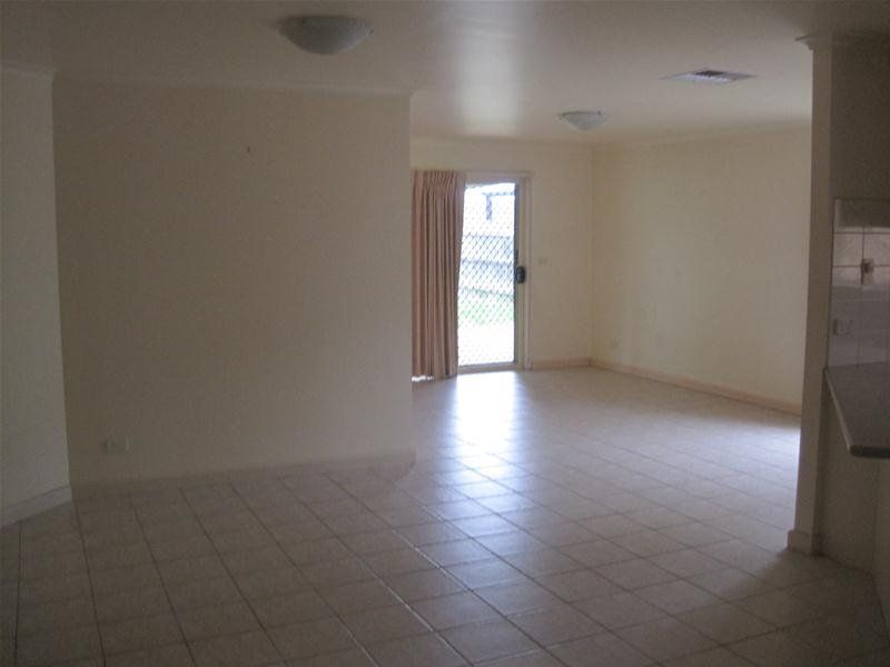 4BR SPACIOUS HOME IN A GREAT LOCATION!!