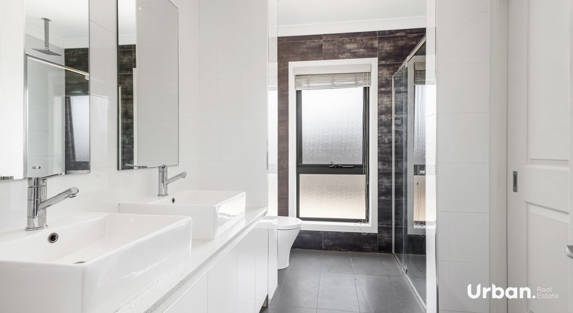 Colebee 1 Faxon Close