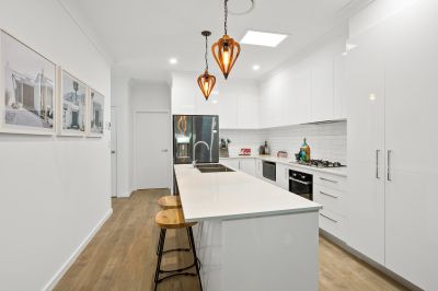 Tullimbar 22 Araluen Terrace