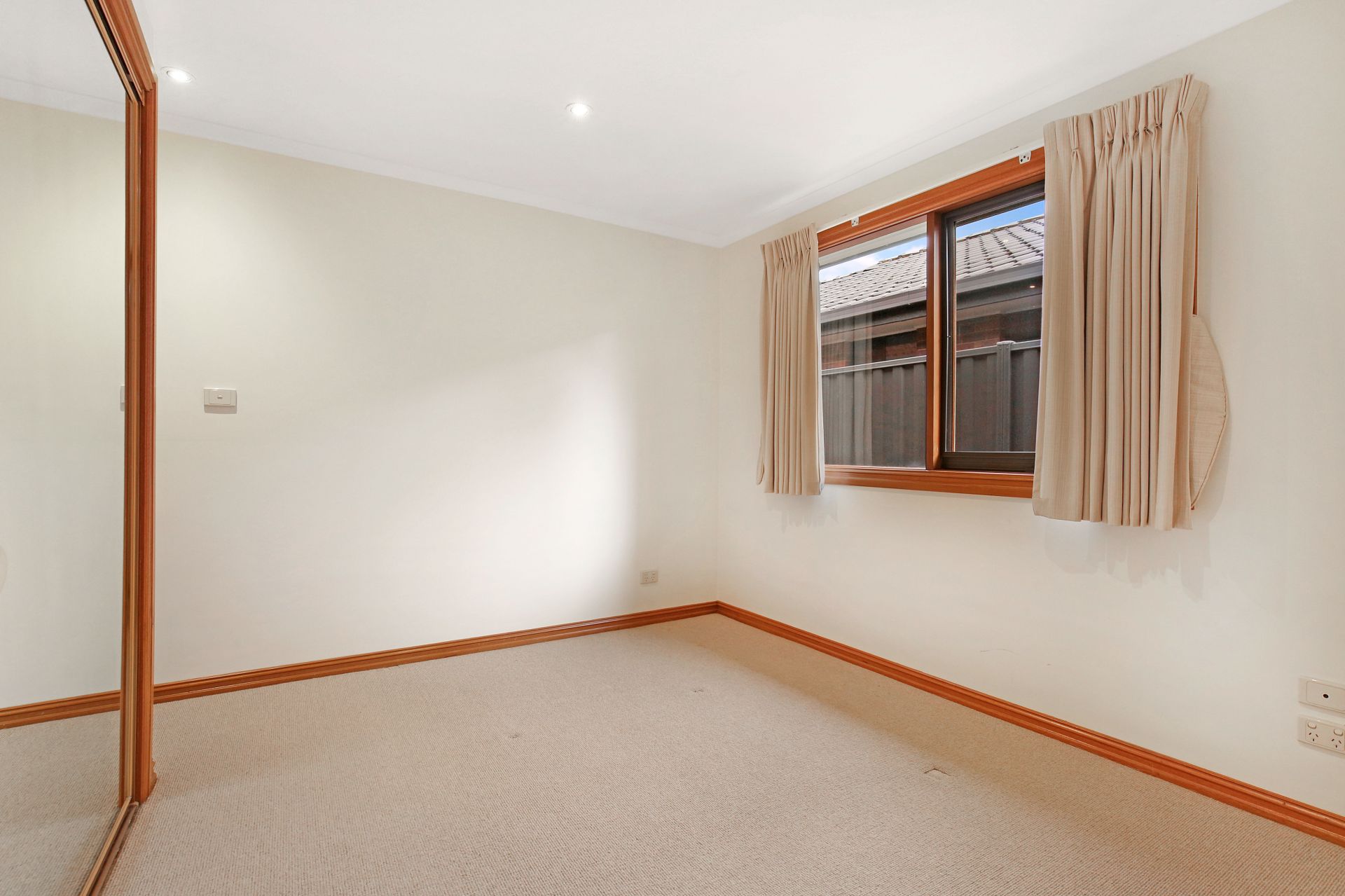 Lovely & Spacious Family Home