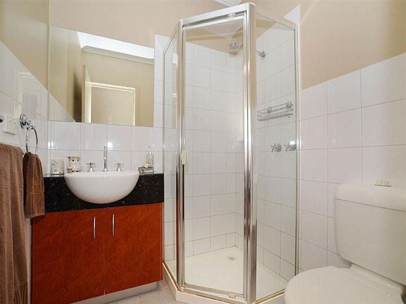 Quality large one bedroom in quiet location
