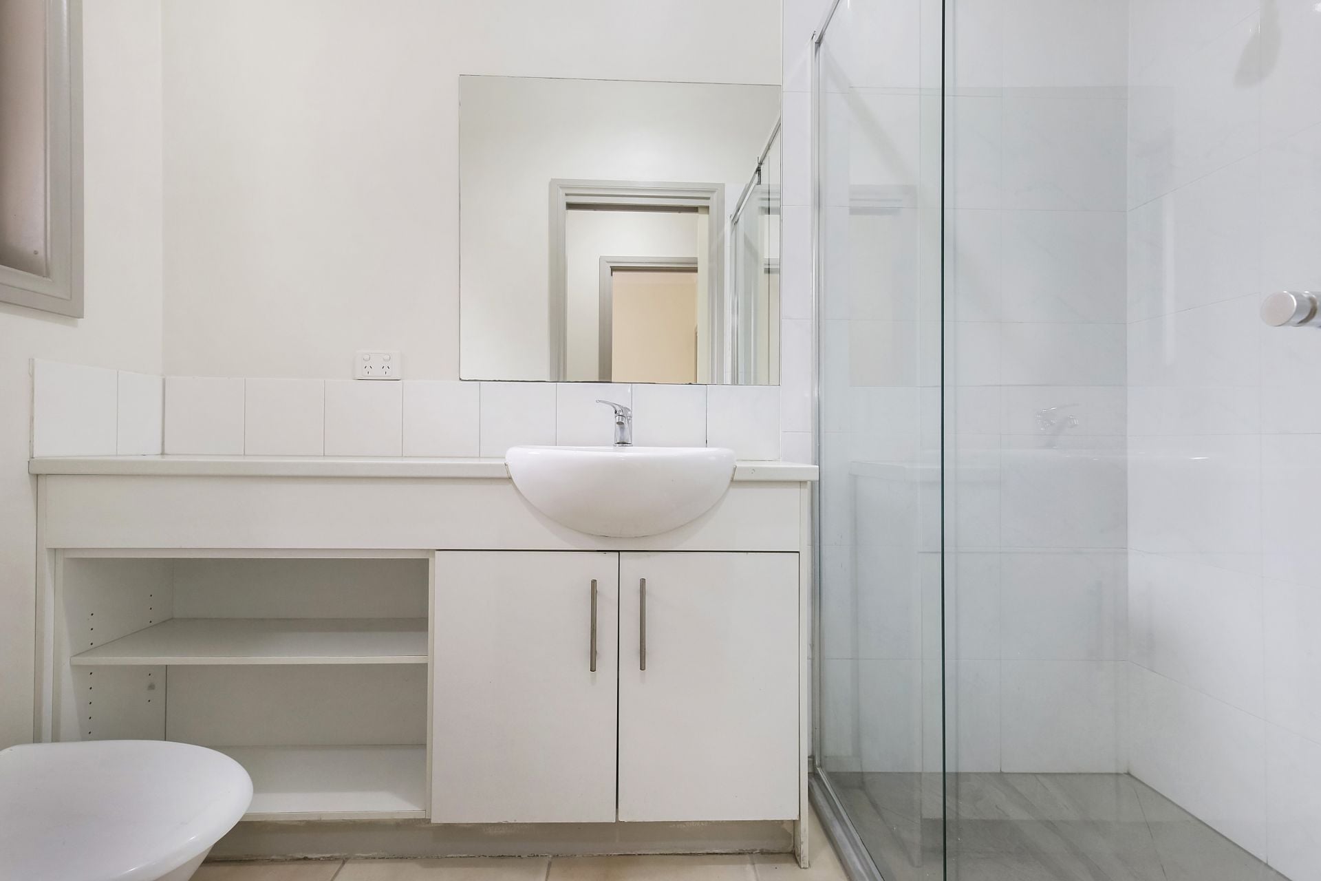 Low Maintenance Living and Close to All Amenities!