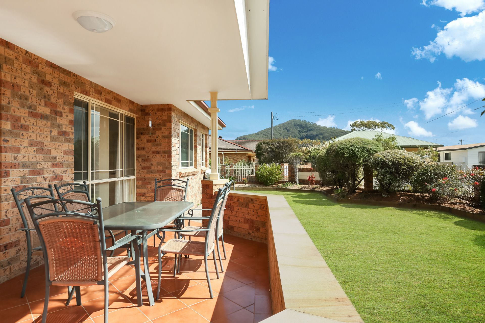 3/10 Ingestre Avenue, Shoalhaven Heads First National Coast & Country Real Estate