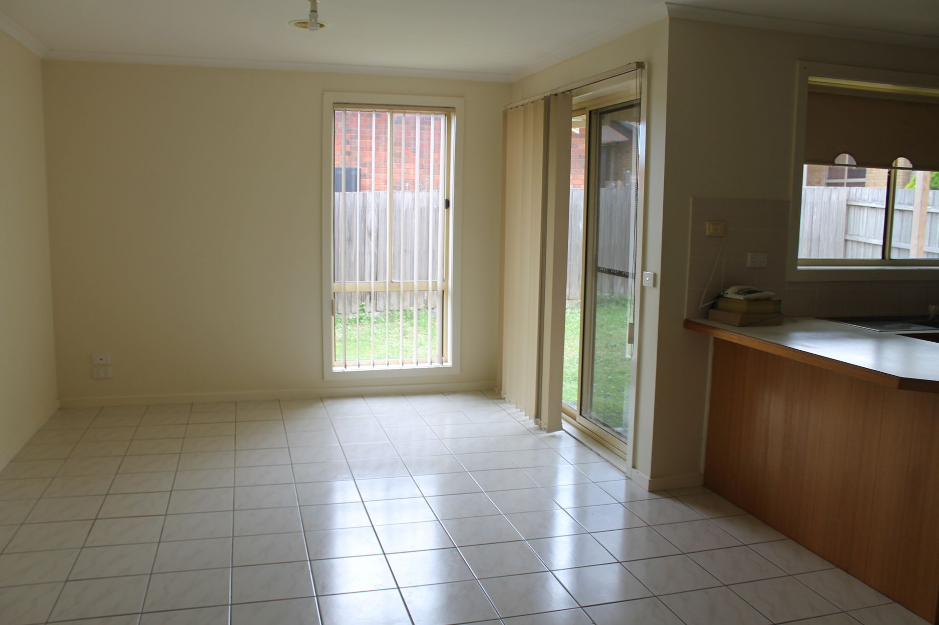 PERFECT LOCATION AT A GREAT PRICE!!!!