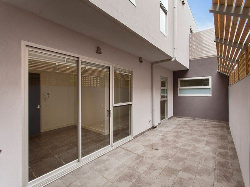 3/490 Dandenong Road, Caulfield North - Thumbnail 2