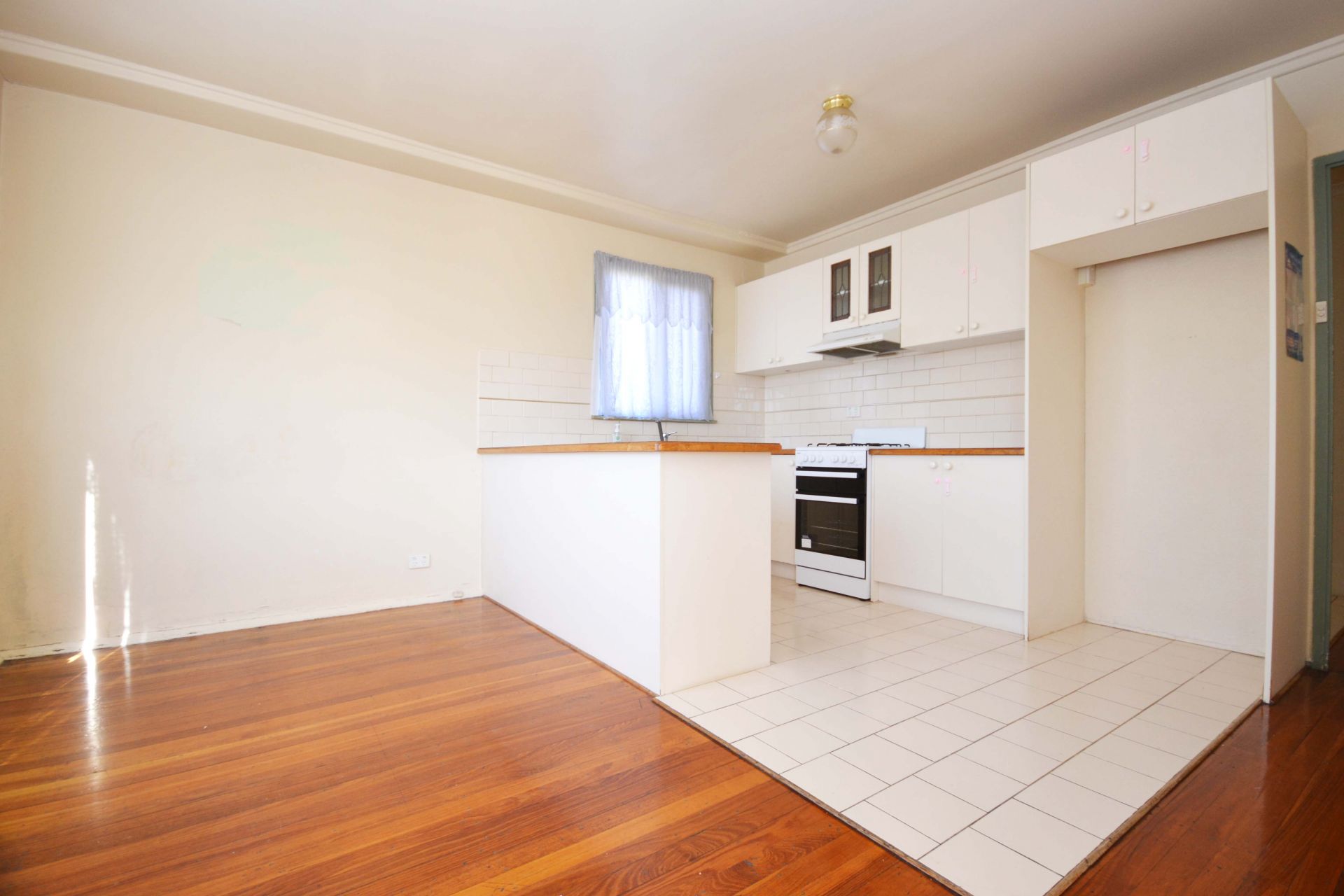 NEAT AND TIDY THREE BEDROOM