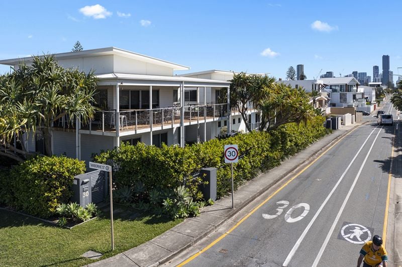 $ 12,000,000, Mermaid Beach - Thumbnail 3