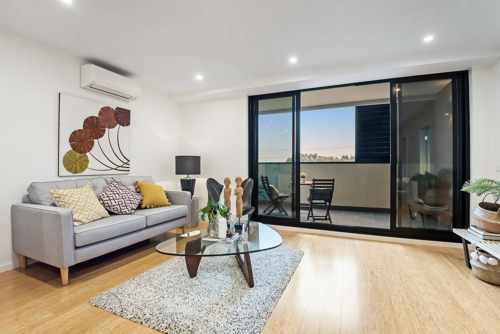 Luxury Reservoir Living - Fully Furnished