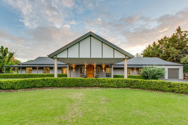 Real Estate For Sale 1 Clare Avenue Lake Albert , NSW