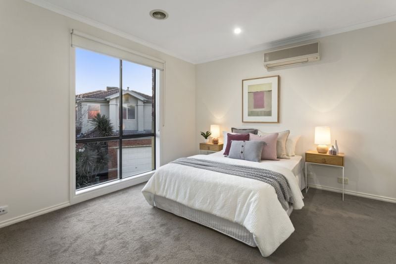 48 St Laurent Rise, Knoxfield - Thumbnail 6