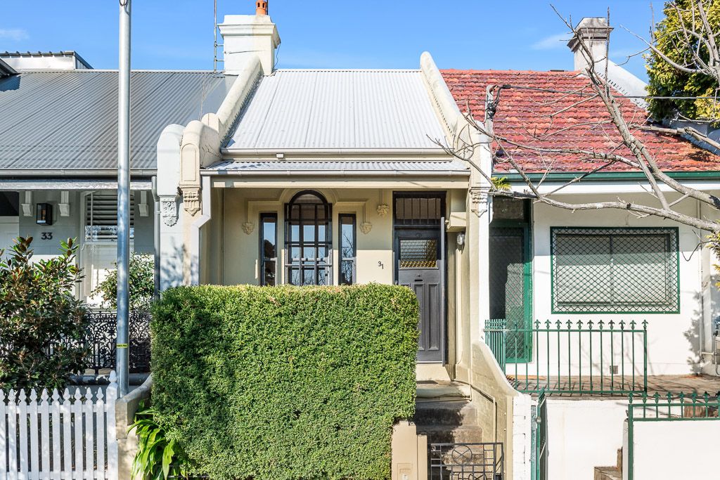 Fresh and Easycare Terrace Makes a Smart Lifestyle Choice