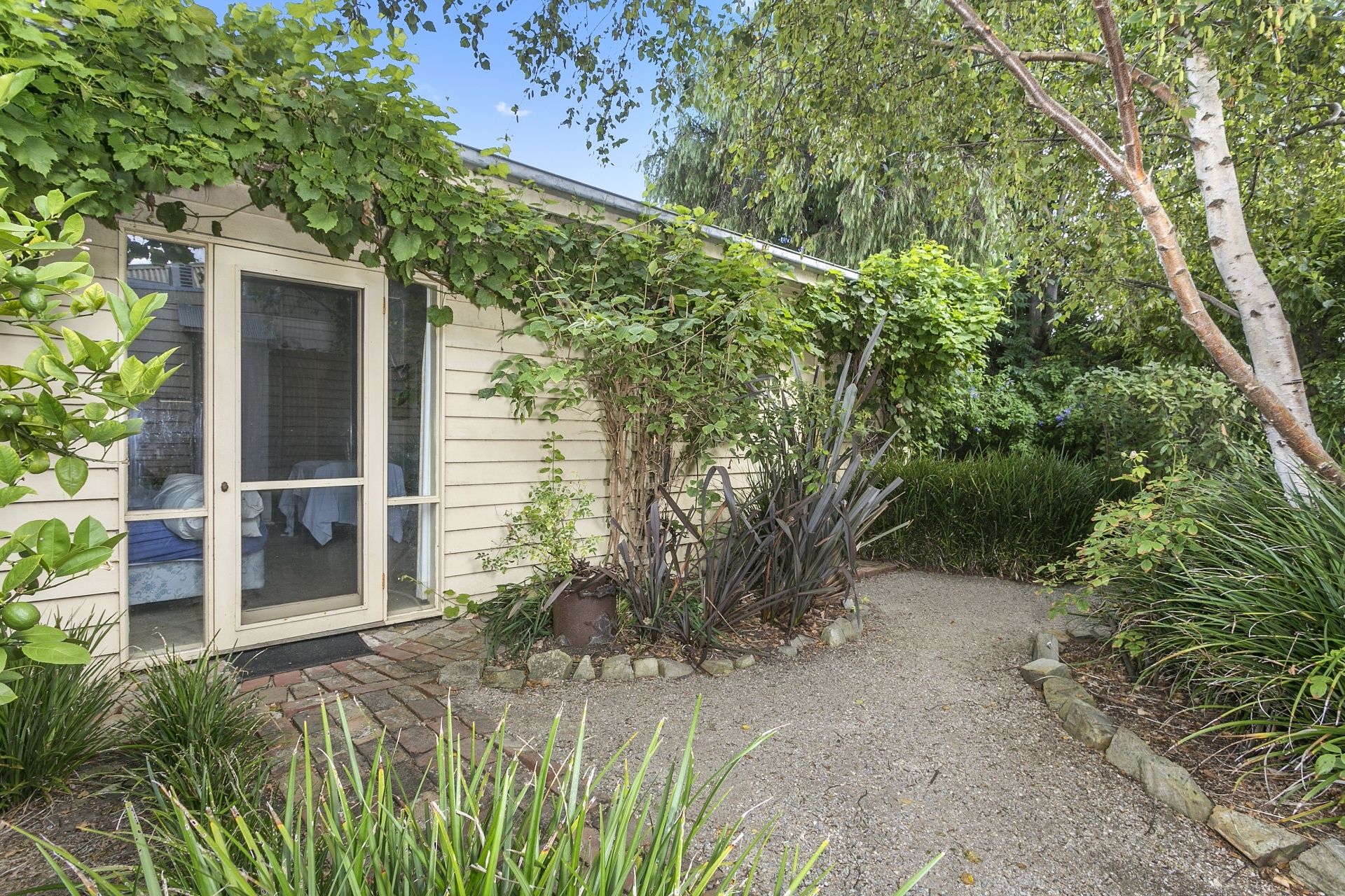 Sold property 1709000 for 37 Seaview Avenue Barwon Heads , VIC 3227
