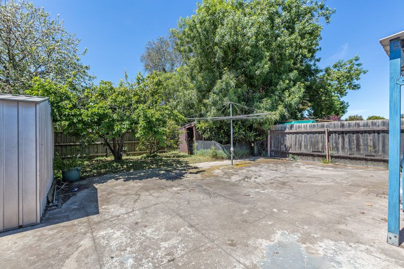 19 Merton Street, Altona Meadows - Thumbnail 7