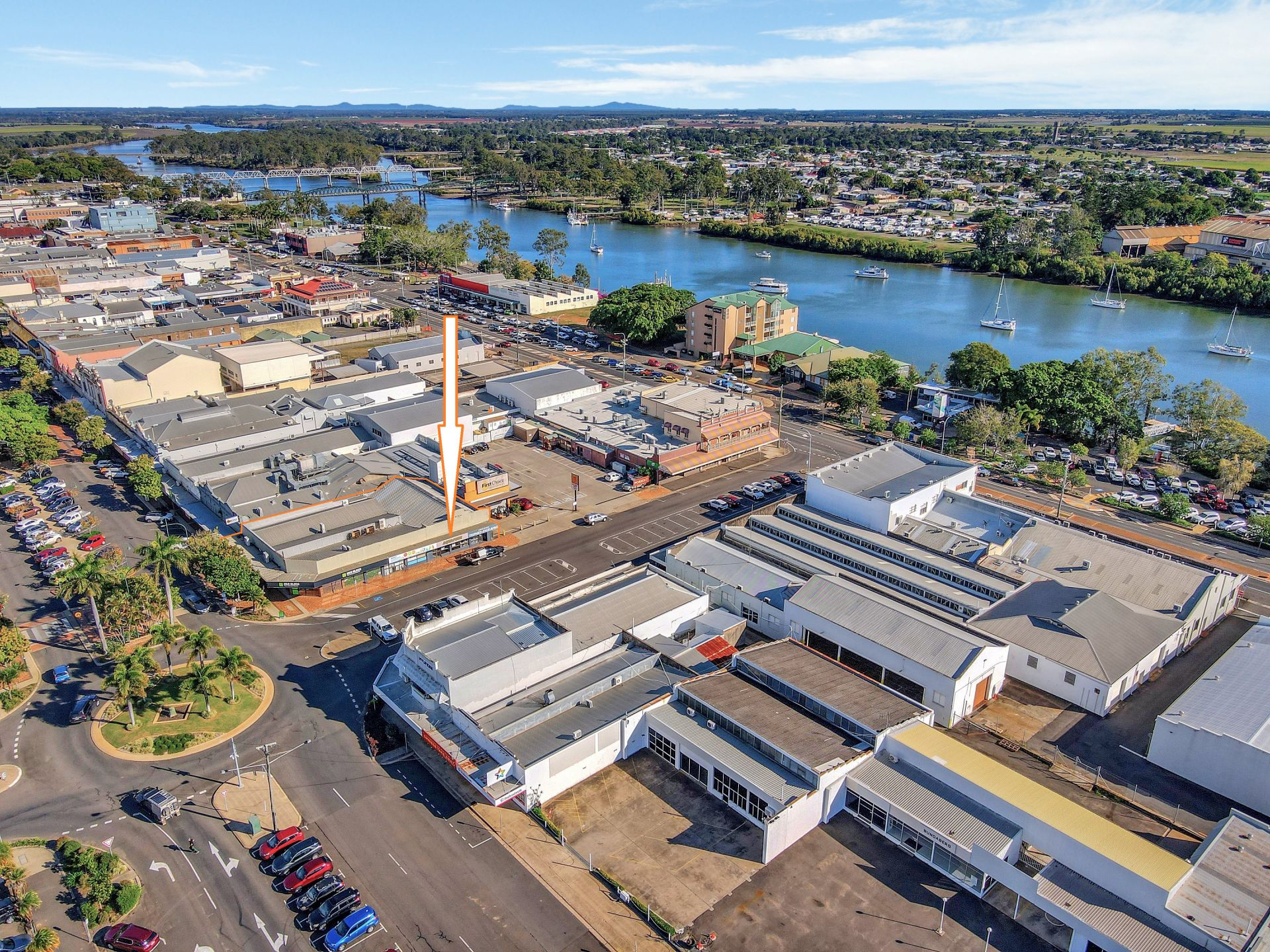 Shop 4/39 Bourbong Street, BUNDABERG CENTRAL Four Walls Realty