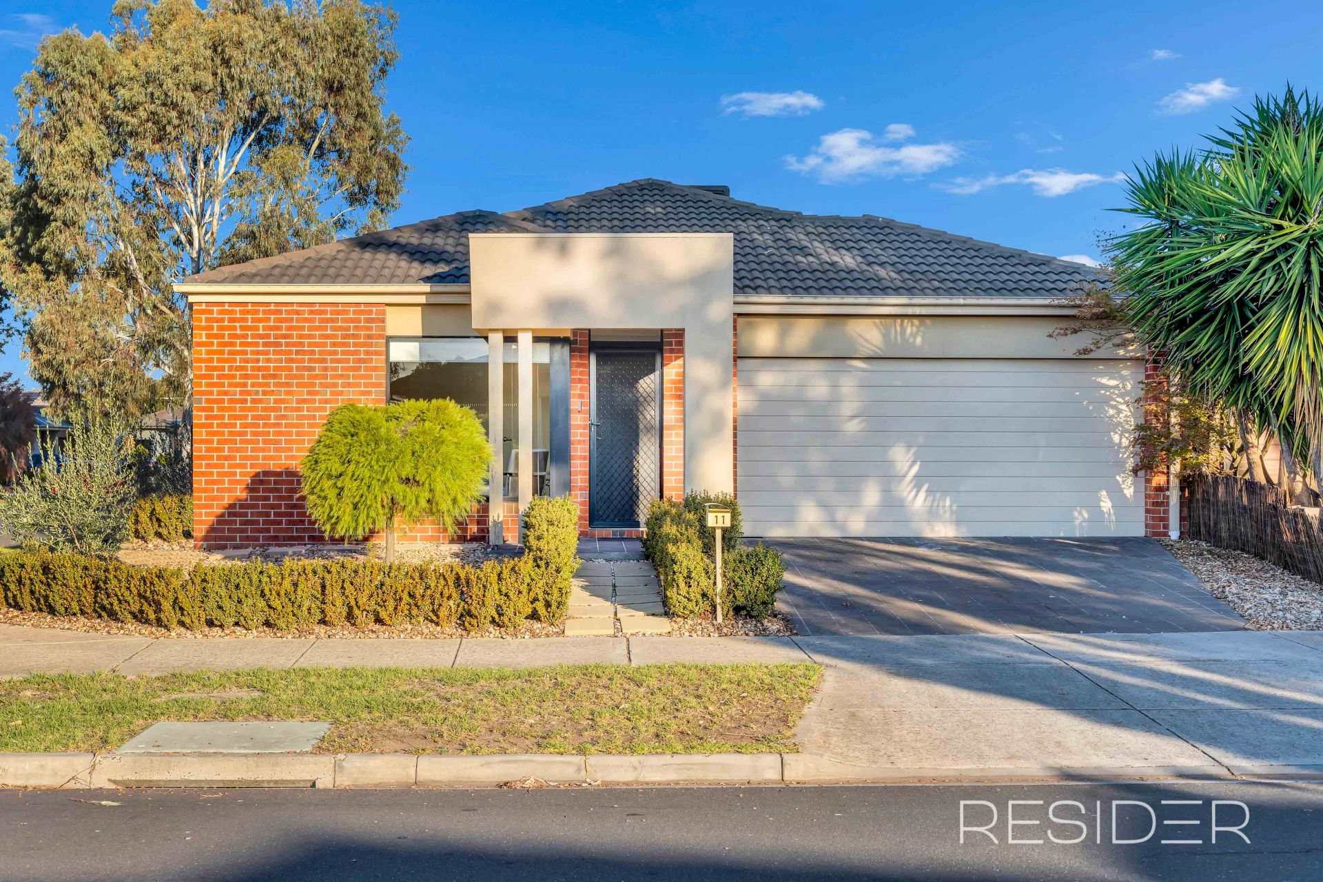 11 Cassinias Grove Mernda, Mernda - Thumbnail 3