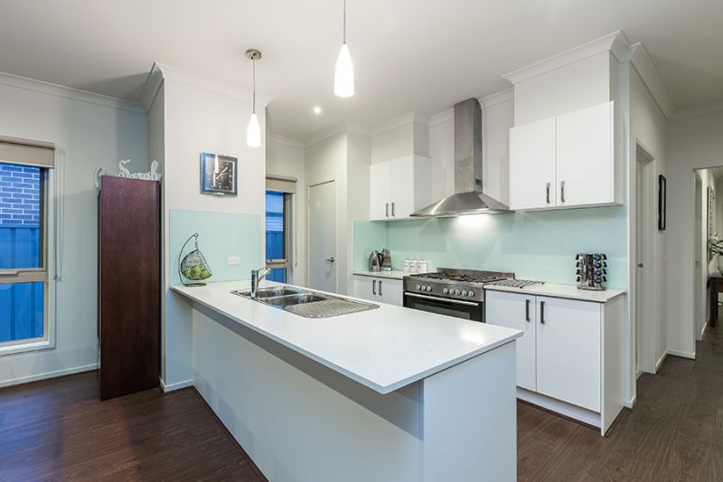 11 Vintage Way, Caroline Springs - Thumbnail 4