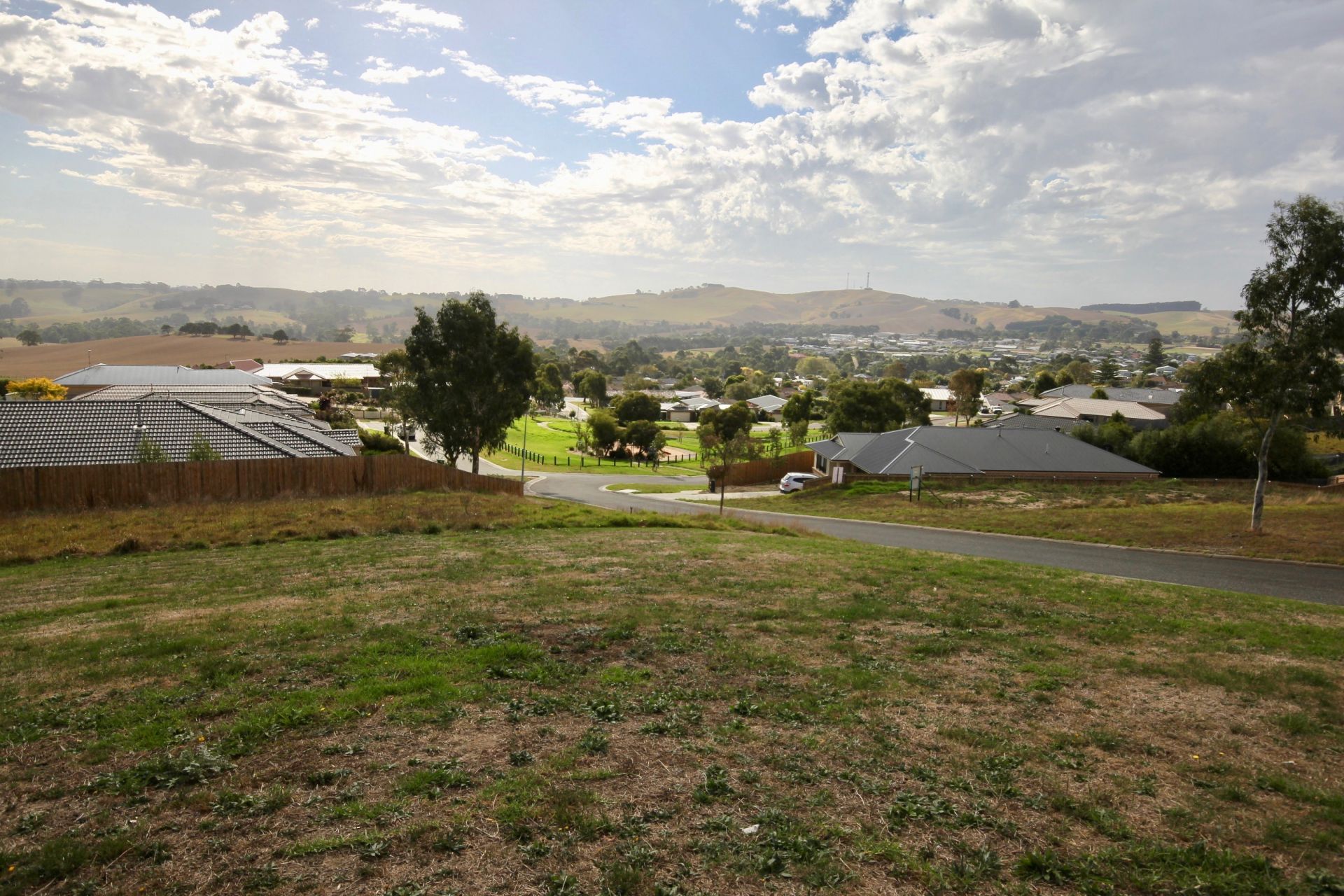 18 Lauren Way, Korumburra Karen McCormick Real Estate