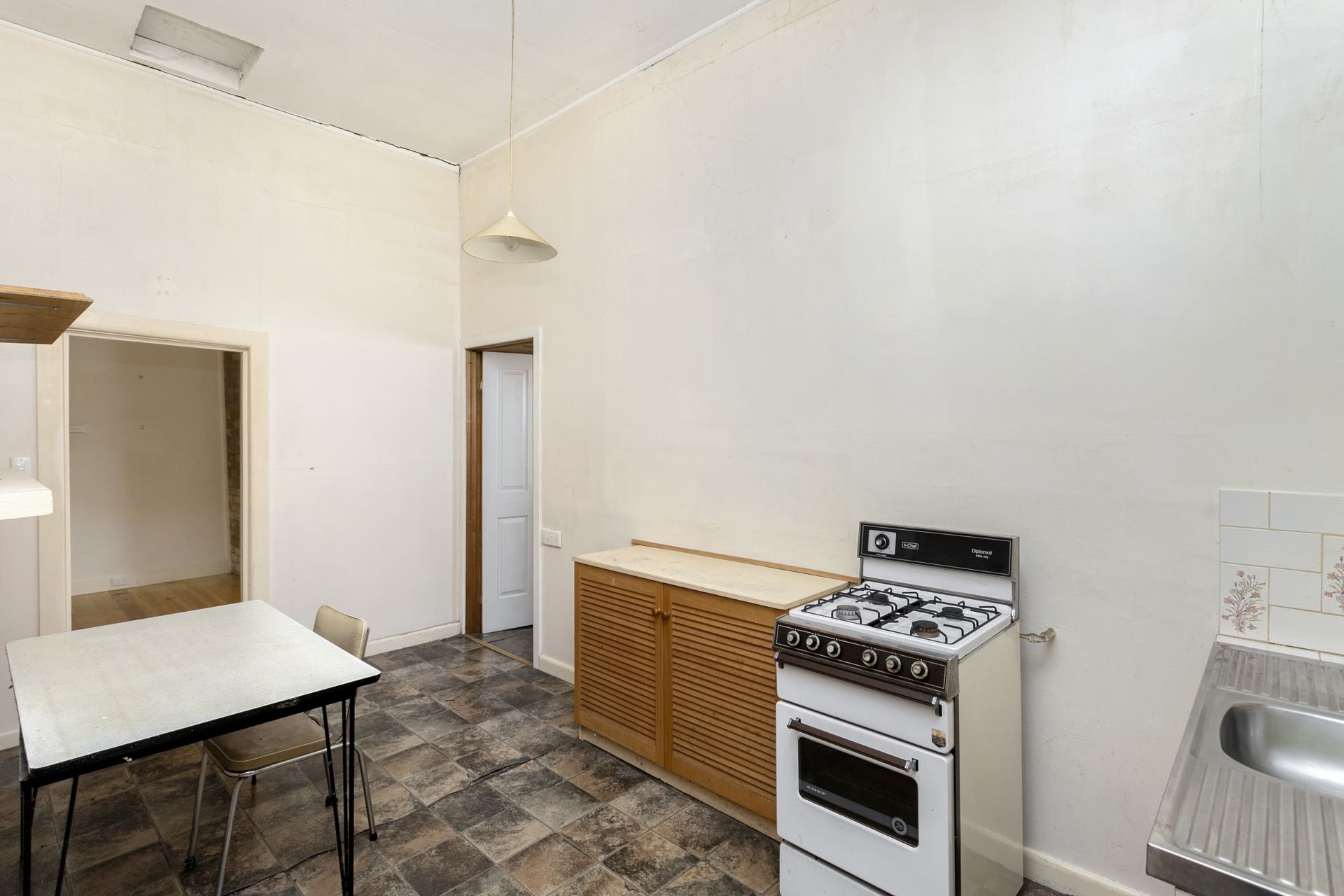 18 Windsor Street, Footscray - Thumbnail 7